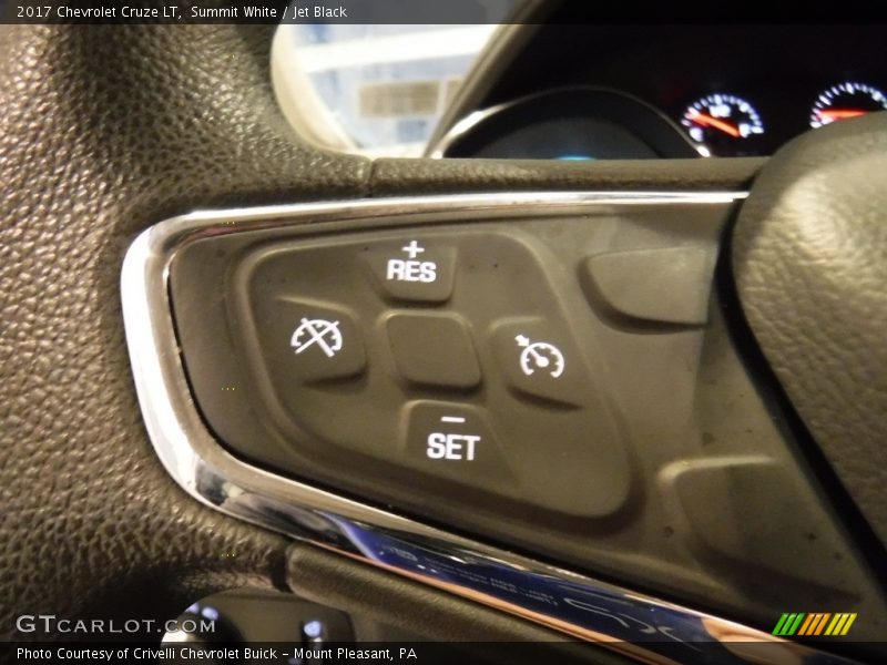 Summit White / Jet Black 2017 Chevrolet Cruze LT