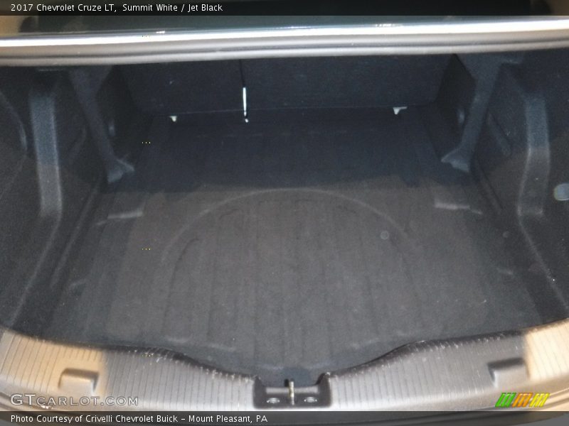 Summit White / Jet Black 2017 Chevrolet Cruze LT
