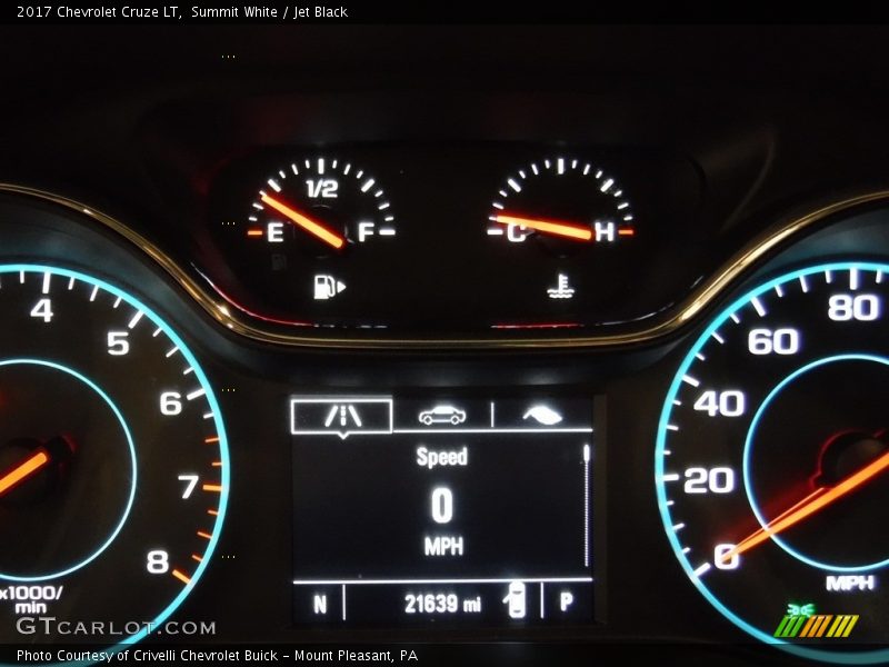Summit White / Jet Black 2017 Chevrolet Cruze LT