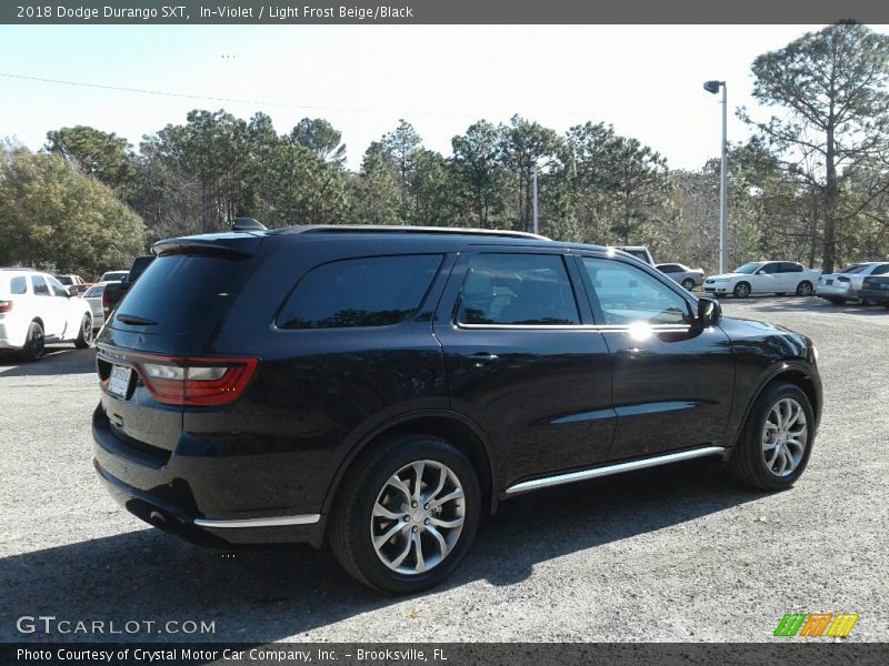 In–Violet / Light Frost Beige/Black 2018 Dodge Durango SXT