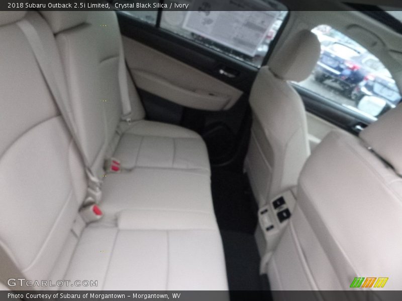 Crystal Black Silica / Ivory 2018 Subaru Outback 2.5i Limited