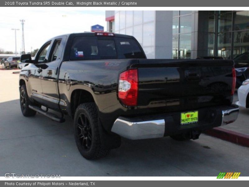 Midnight Black Metallic / Graphite 2018 Toyota Tundra SR5 Double Cab