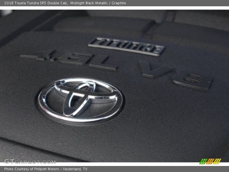 Midnight Black Metallic / Graphite 2018 Toyota Tundra SR5 Double Cab