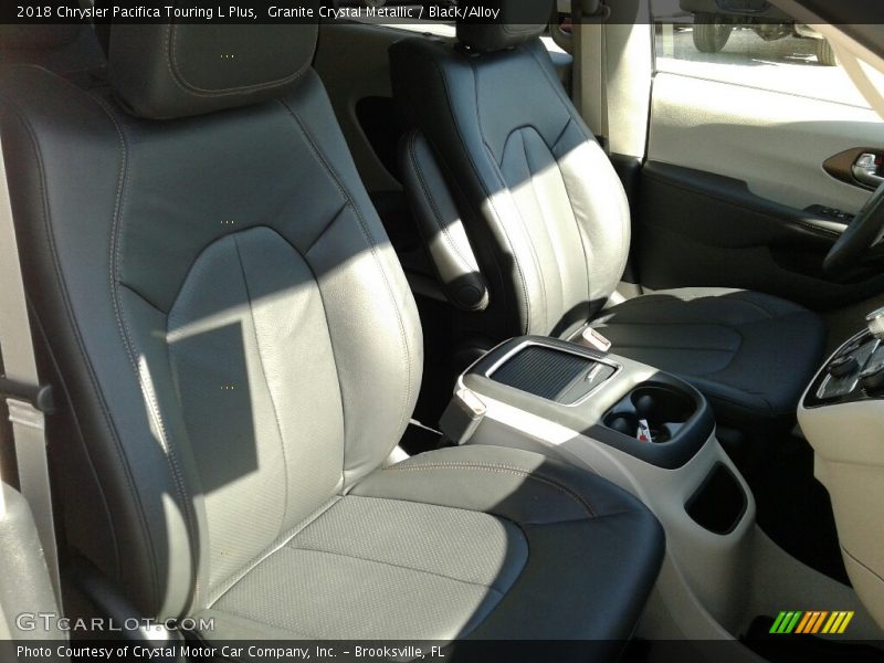 Granite Crystal Metallic / Black/Alloy 2018 Chrysler Pacifica Touring L Plus