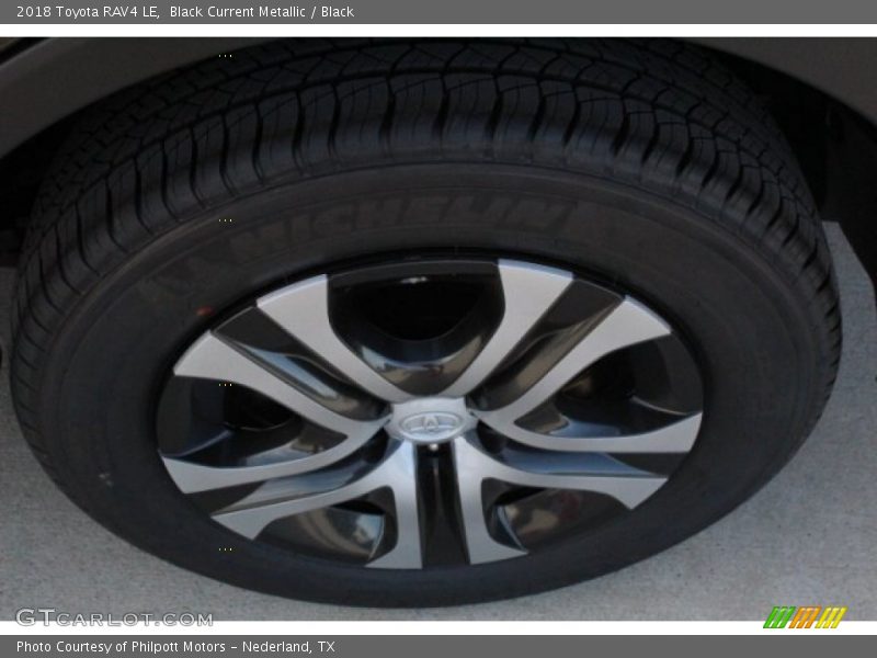 Black Current Metallic / Black 2018 Toyota RAV4 LE