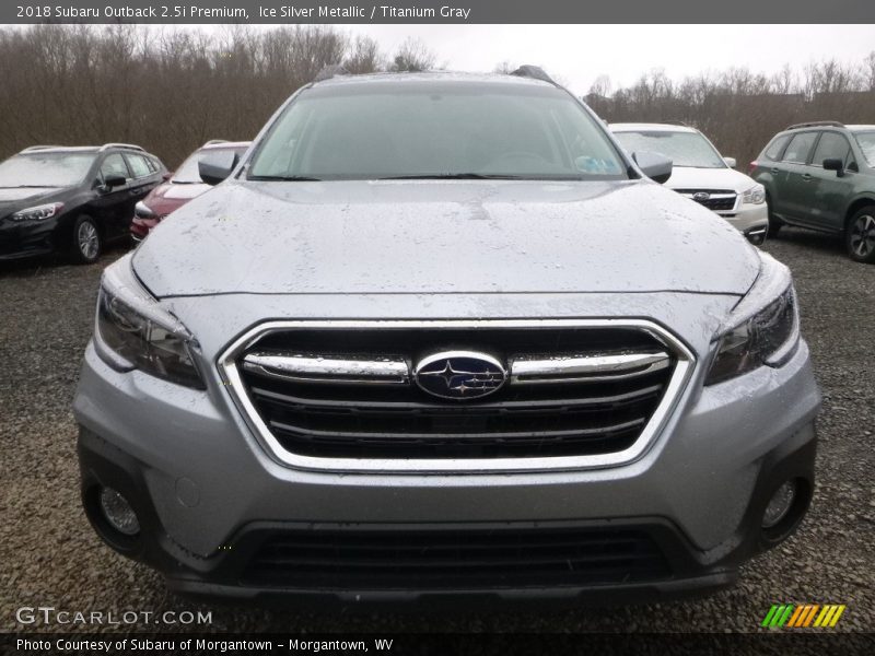 Ice Silver Metallic / Titanium Gray 2018 Subaru Outback 2.5i Premium