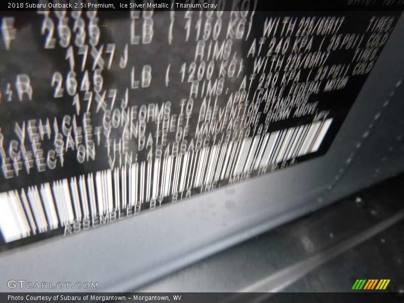 Ice Silver Metallic / Titanium Gray 2018 Subaru Outback 2.5i Premium