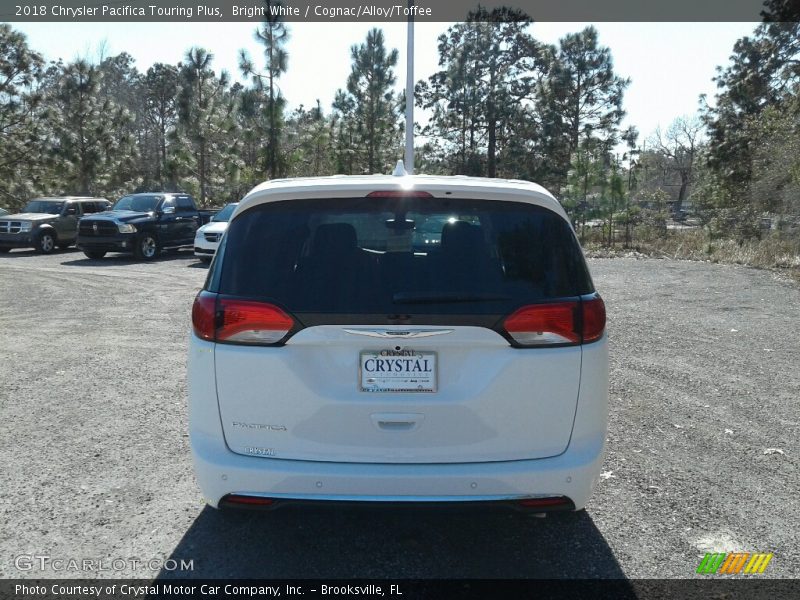 Bright White / Cognac/Alloy/Toffee 2018 Chrysler Pacifica Touring Plus