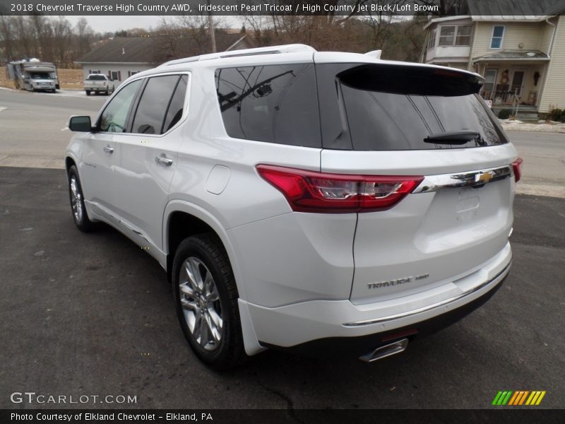 Iridescent Pearl Tricoat / High Country Jet Black/Loft Brown 2018 Chevrolet Traverse High Country AWD