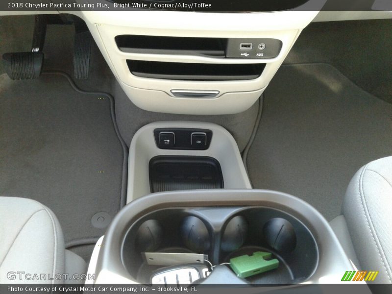 Bright White / Cognac/Alloy/Toffee 2018 Chrysler Pacifica Touring Plus