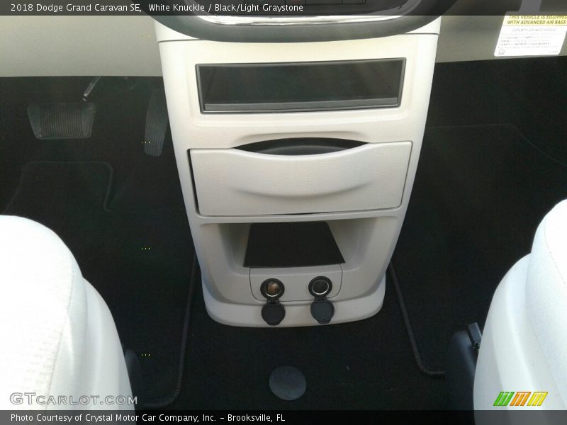 White Knuckle / Black/Light Graystone 2018 Dodge Grand Caravan SE