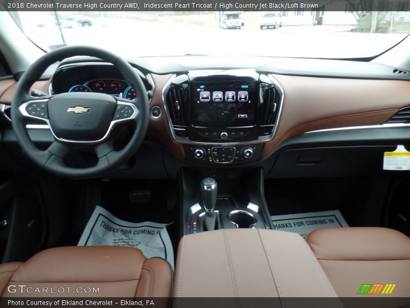 Iridescent Pearl Tricoat / High Country Jet Black/Loft Brown 2018 Chevrolet Traverse High Country AWD