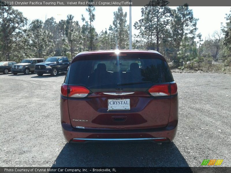 Velvet Red Pearl / Cognac/Alloy/Toffee 2018 Chrysler Pacifica Touring Plus