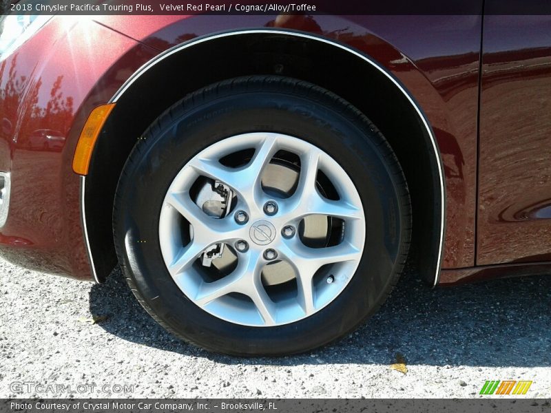 Velvet Red Pearl / Cognac/Alloy/Toffee 2018 Chrysler Pacifica Touring Plus