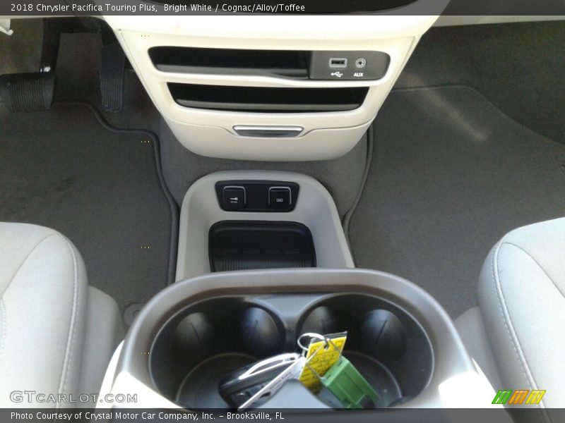 Bright White / Cognac/Alloy/Toffee 2018 Chrysler Pacifica Touring Plus