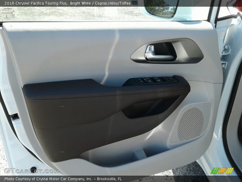 Bright White / Cognac/Alloy/Toffee 2018 Chrysler Pacifica Touring Plus