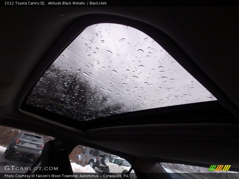 Attitude Black Metallic / Black/Ash 2012 Toyota Camry SE