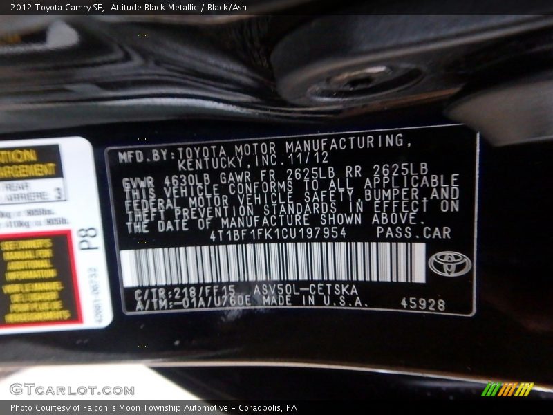 Attitude Black Metallic / Black/Ash 2012 Toyota Camry SE