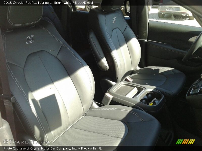Bright White / Black/Diesel 2018 Chrysler Pacifica Touring L