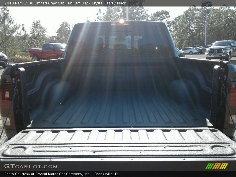 Brilliant Black Crystal Pearl / Black 2018 Ram 1500 Limited Crew Cab
