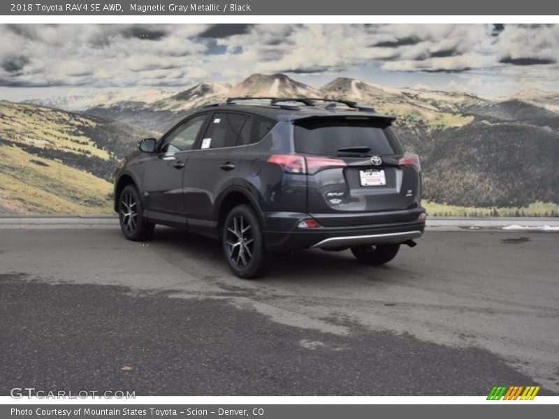 Magnetic Gray Metallic / Black 2018 Toyota RAV4 SE AWD