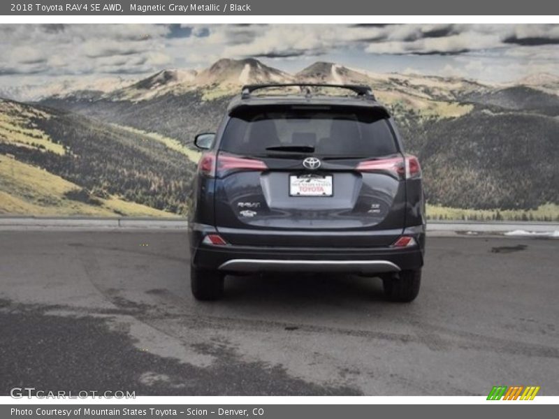 Magnetic Gray Metallic / Black 2018 Toyota RAV4 SE AWD