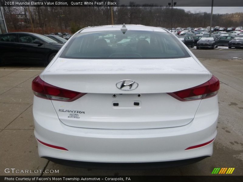 Quartz White Pearl / Black 2018 Hyundai Elantra Value Edition