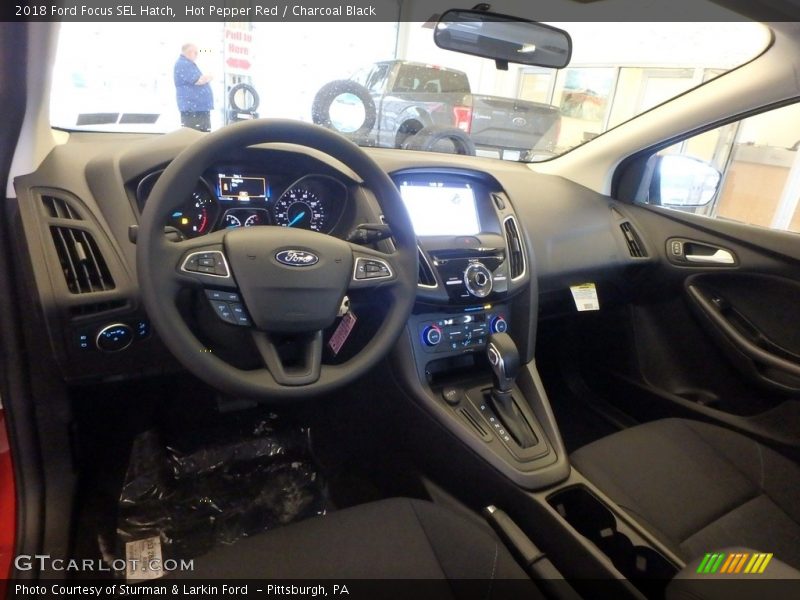 Hot Pepper Red / Charcoal Black 2018 Ford Focus SEL Hatch