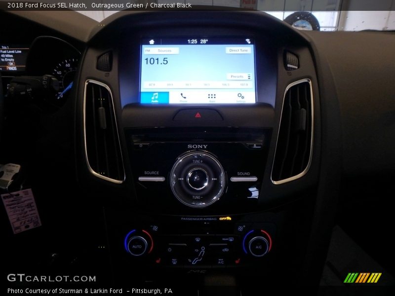 Outrageous Green / Charcoal Black 2018 Ford Focus SEL Hatch