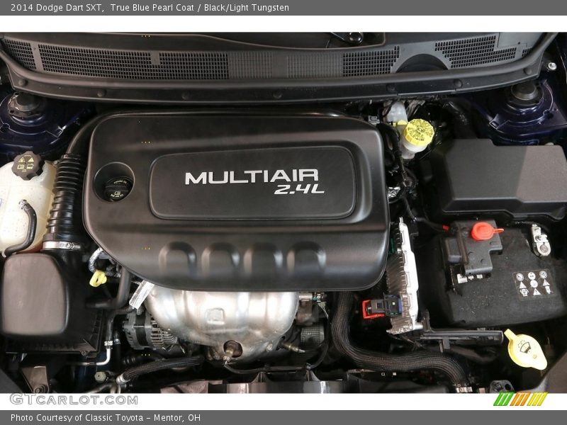 True Blue Pearl Coat / Black/Light Tungsten 2014 Dodge Dart SXT