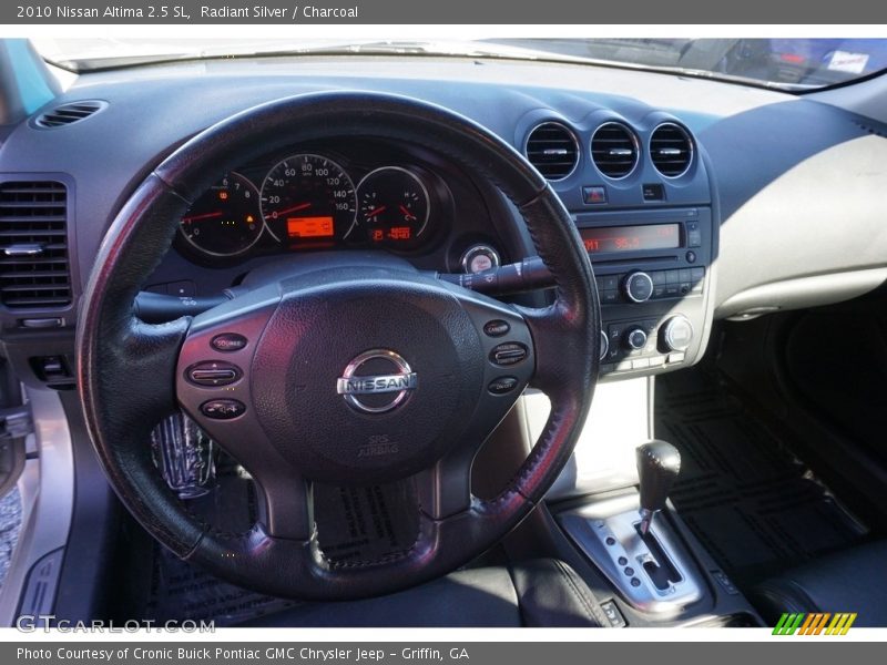 Radiant Silver / Charcoal 2010 Nissan Altima 2.5 SL