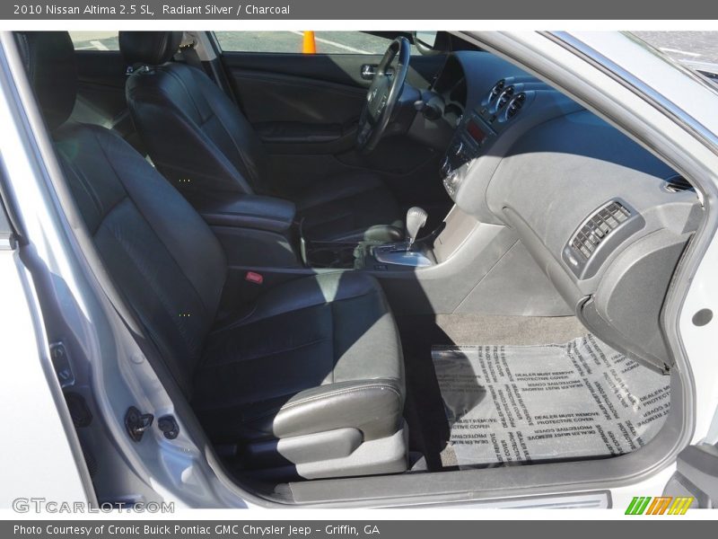 Radiant Silver / Charcoal 2010 Nissan Altima 2.5 SL