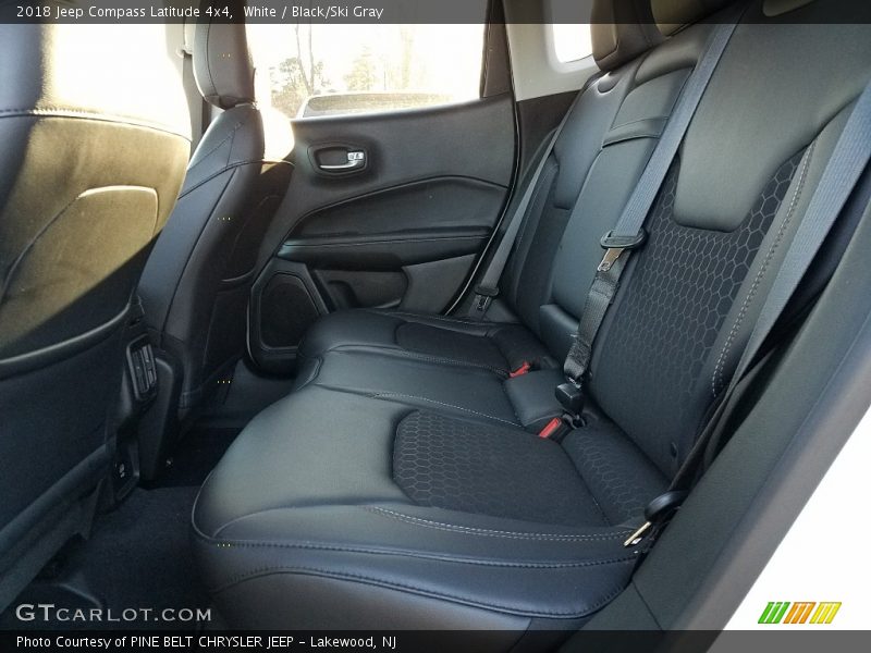 White / Black/Ski Gray 2018 Jeep Compass Latitude 4x4