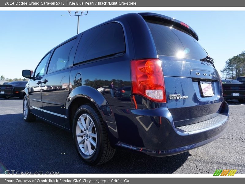 True Blue Pearl / Black/Light Graystone 2014 Dodge Grand Caravan SXT