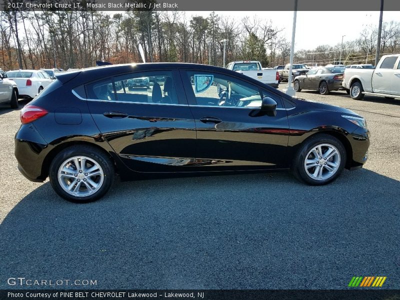 Mosaic Black Metallic / Jet Black 2017 Chevrolet Cruze LT