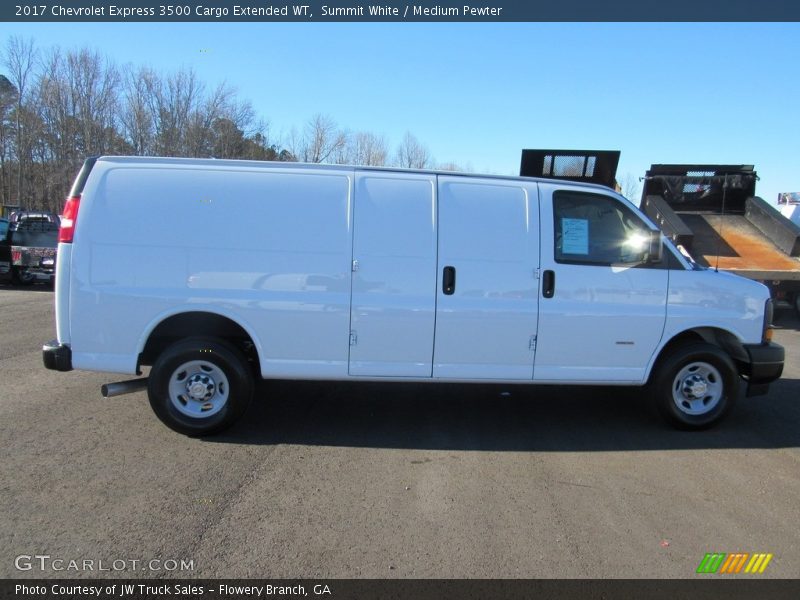 Summit White / Medium Pewter 2017 Chevrolet Express 3500 Cargo Extended WT