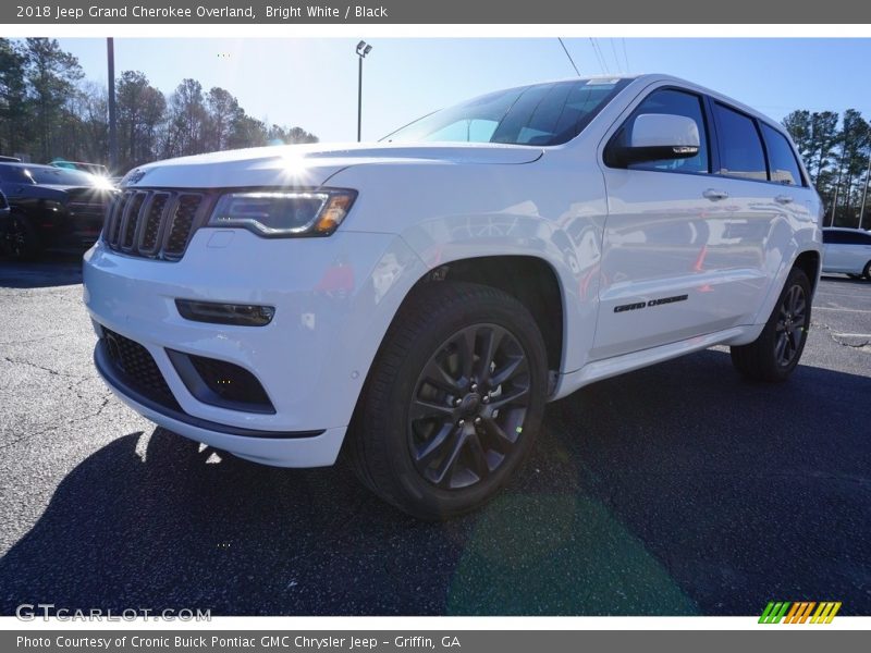 Bright White / Black 2018 Jeep Grand Cherokee Overland
