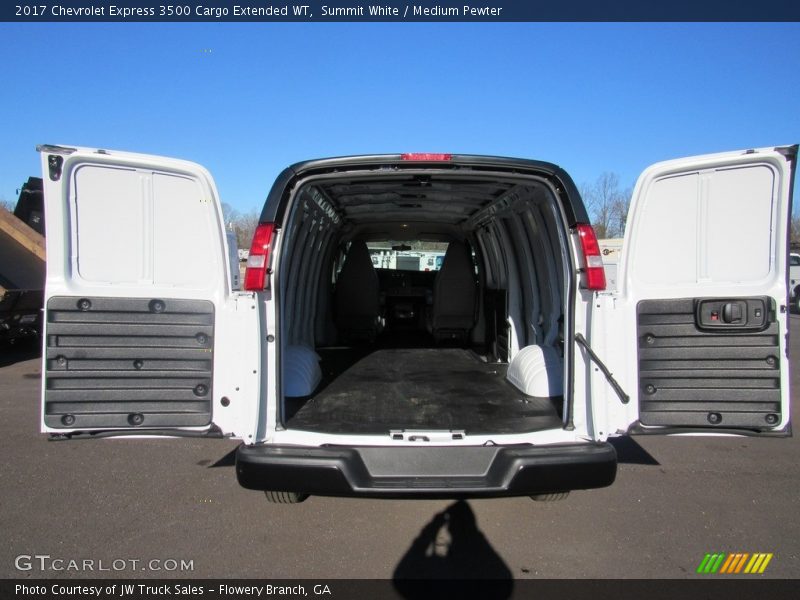 Summit White / Medium Pewter 2017 Chevrolet Express 3500 Cargo Extended WT