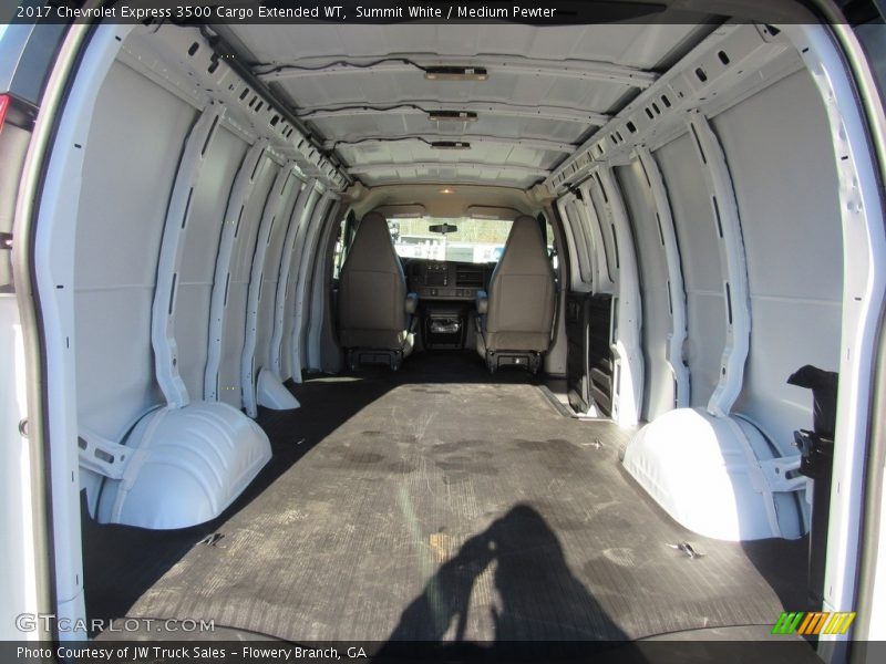 Summit White / Medium Pewter 2017 Chevrolet Express 3500 Cargo Extended WT