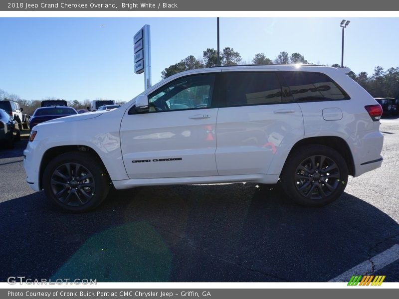 Bright White / Black 2018 Jeep Grand Cherokee Overland