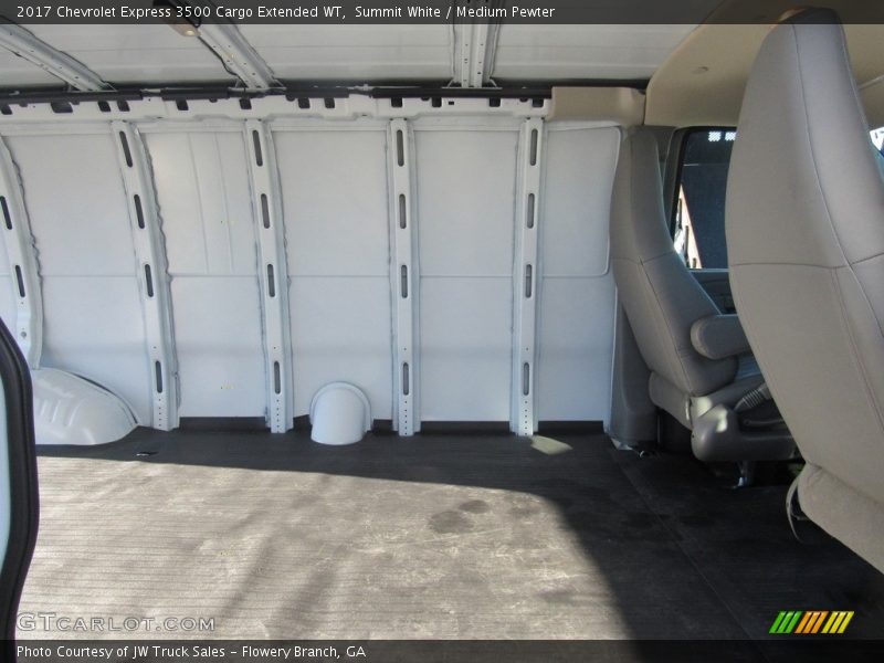 Summit White / Medium Pewter 2017 Chevrolet Express 3500 Cargo Extended WT