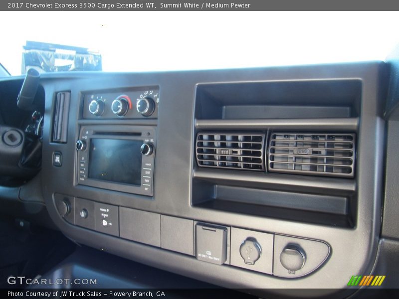 Summit White / Medium Pewter 2017 Chevrolet Express 3500 Cargo Extended WT