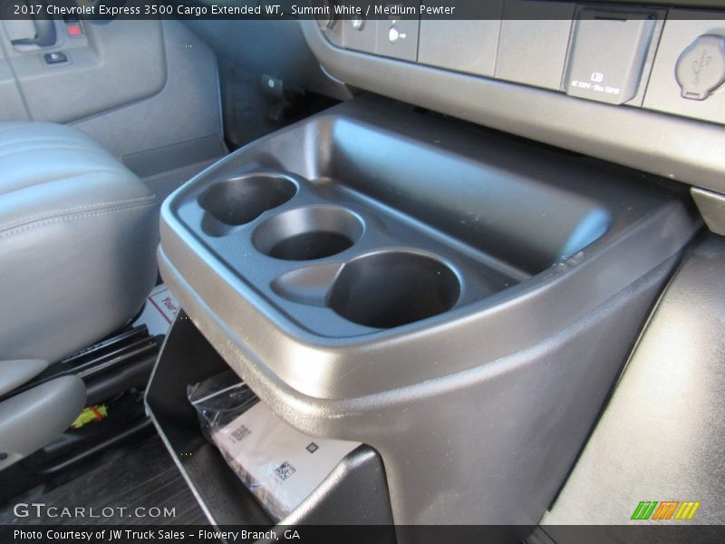Summit White / Medium Pewter 2017 Chevrolet Express 3500 Cargo Extended WT