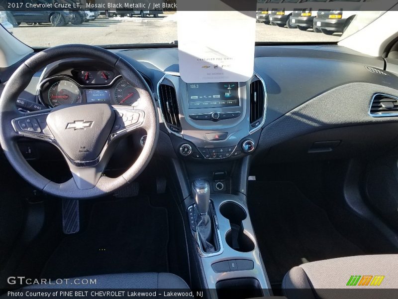 Mosaic Black Metallic / Jet Black 2017 Chevrolet Cruze LT