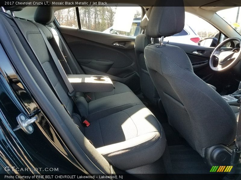 Mosaic Black Metallic / Jet Black 2017 Chevrolet Cruze LT