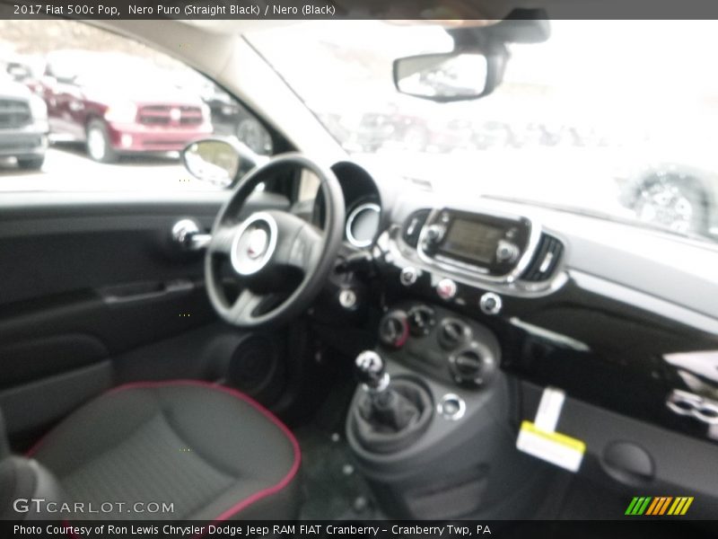 Nero Puro (Straight Black) / Nero (Black) 2017 Fiat 500c Pop