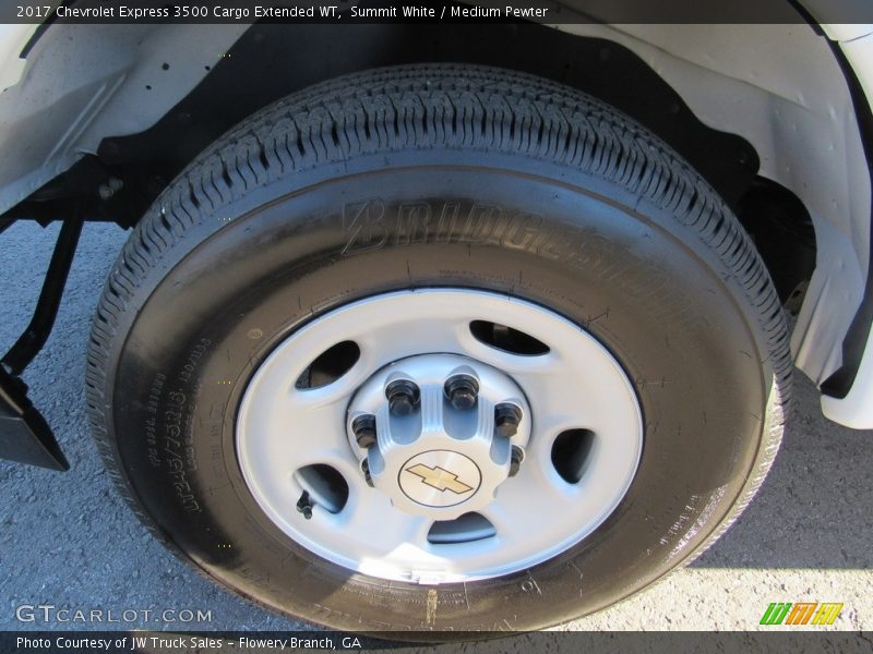 Summit White / Medium Pewter 2017 Chevrolet Express 3500 Cargo Extended WT