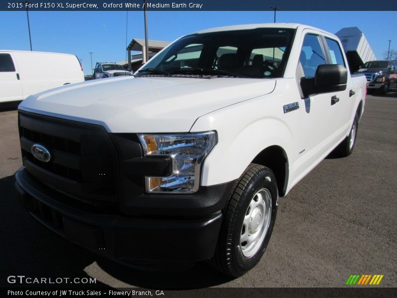 Oxford White / Medium Earth Gray 2015 Ford F150 XL SuperCrew