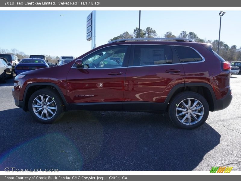 Velvet Red Pearl / Black 2018 Jeep Cherokee Limited