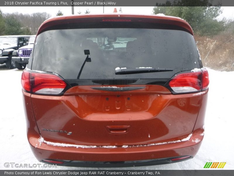 Copper Pearl / Black/Alloy 2018 Chrysler Pacifica Touring L Plus